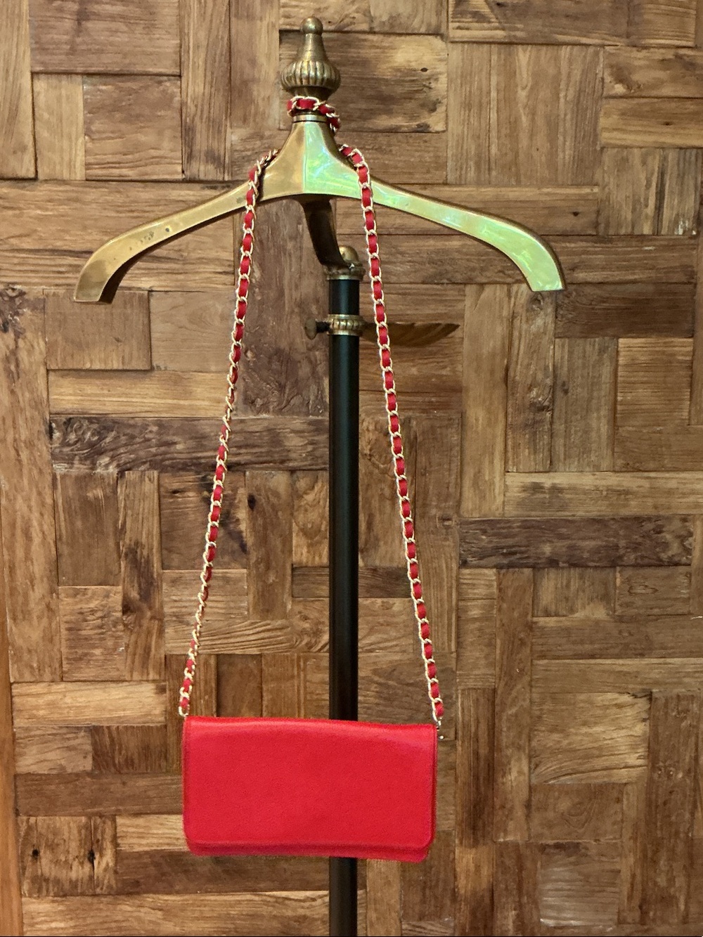 NWOT Nordstrom Red Pebbled Leather Chain Crossbody